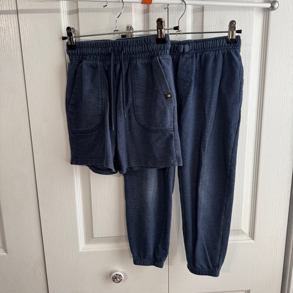 Wonder Nation Athletic Works lot of 2 sweats size small 6-7 - Picture 1 of 9